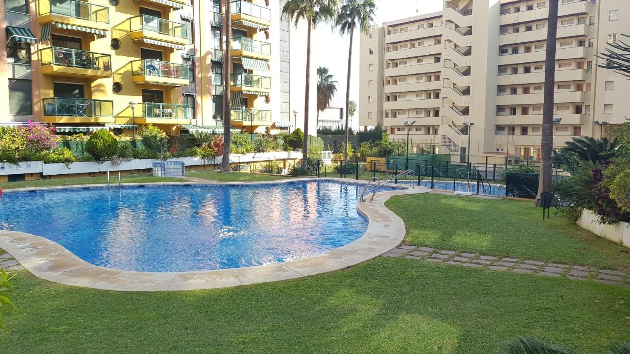 Impresionante Primera Linea De Playa, Bajondillo Beach Торемолинос Екстериор снимка